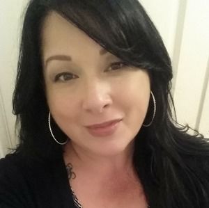 Meet your Posher, Loretta